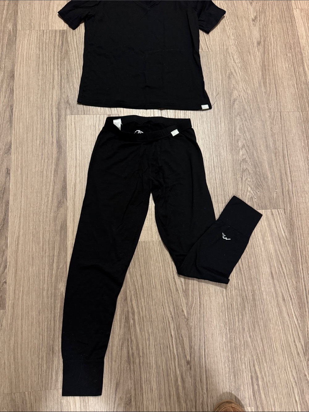 MerinoTech  base layer 100% superfine merino wool. - Lightweight Warm Layer